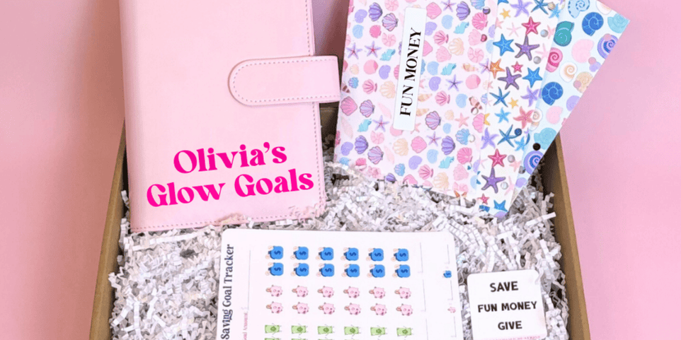 Pink Personalized Teen budget binder kit