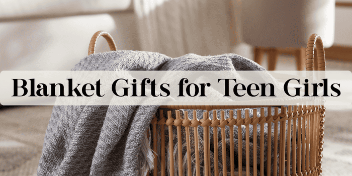 Blanket in a basket in the living room/Blanket Gifts for Teen Girls